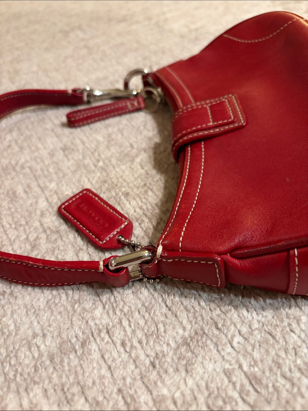COACH Vintage Hampton Buckle Demi/Mini Bag Red Leather Very NICE! - Picture 8 of 10